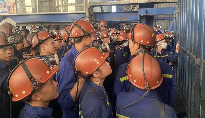 Than Núi Béo tổ chức phát động thi đua sản xuất 10 ngày cuối tháng 9 năm 2025
